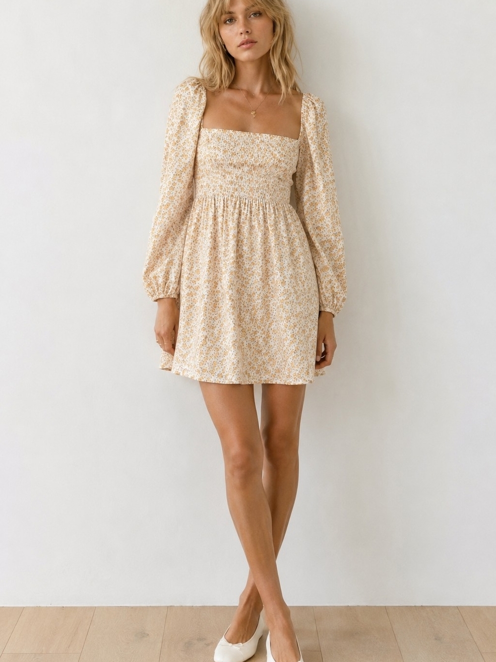 REFORMATION Yellow Floral Smocked Mini Dress Size 0 Long Sleeve Cottagecore 29"